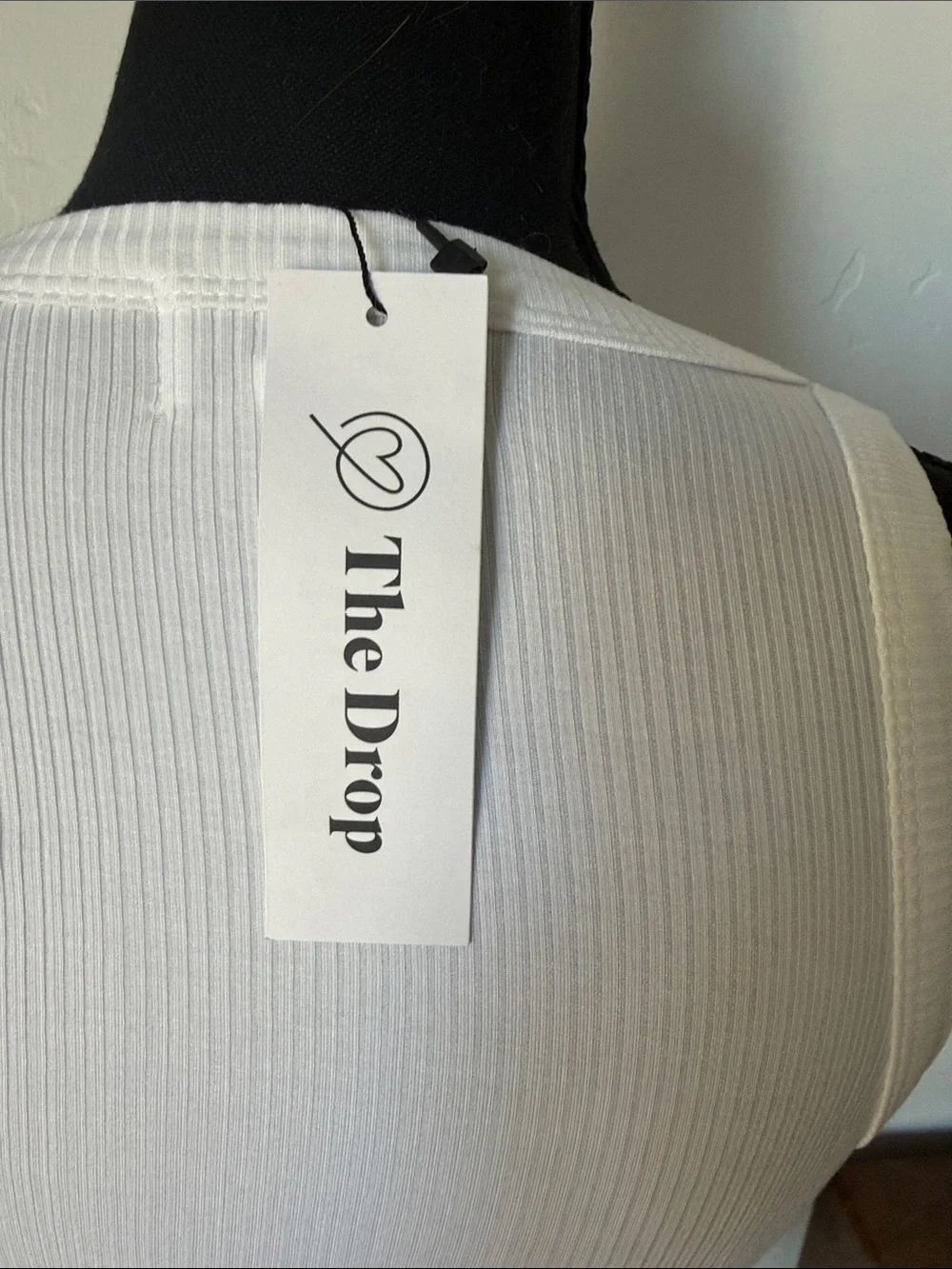 Essential Ribbed White Tank Top - Picture 2 of 5